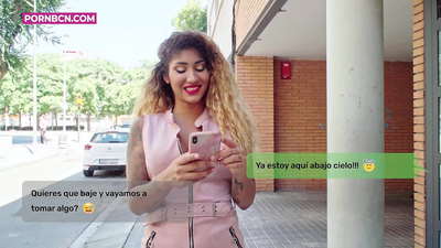 Tus poj niam tsis ncaj ncees txog fuck nws tus hluas hlub nyuaj thaum nws tus txiv ua haujlwm. Latina nrog ob lub mis thiab lub hauv siab loj. Venus Aphrodite.